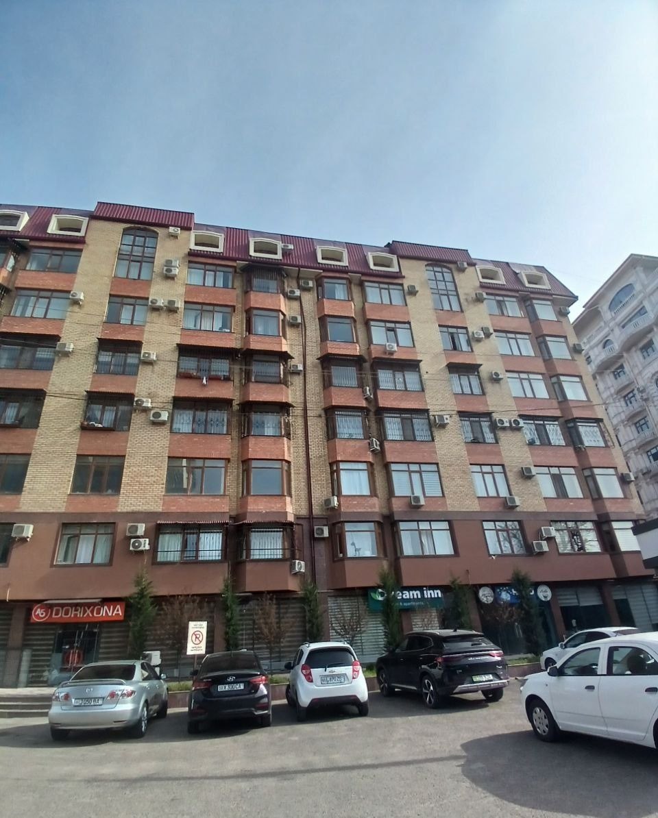 Sotiladi 3 xonali xonadon, 106 m² · Yakkasaroy — surat 1