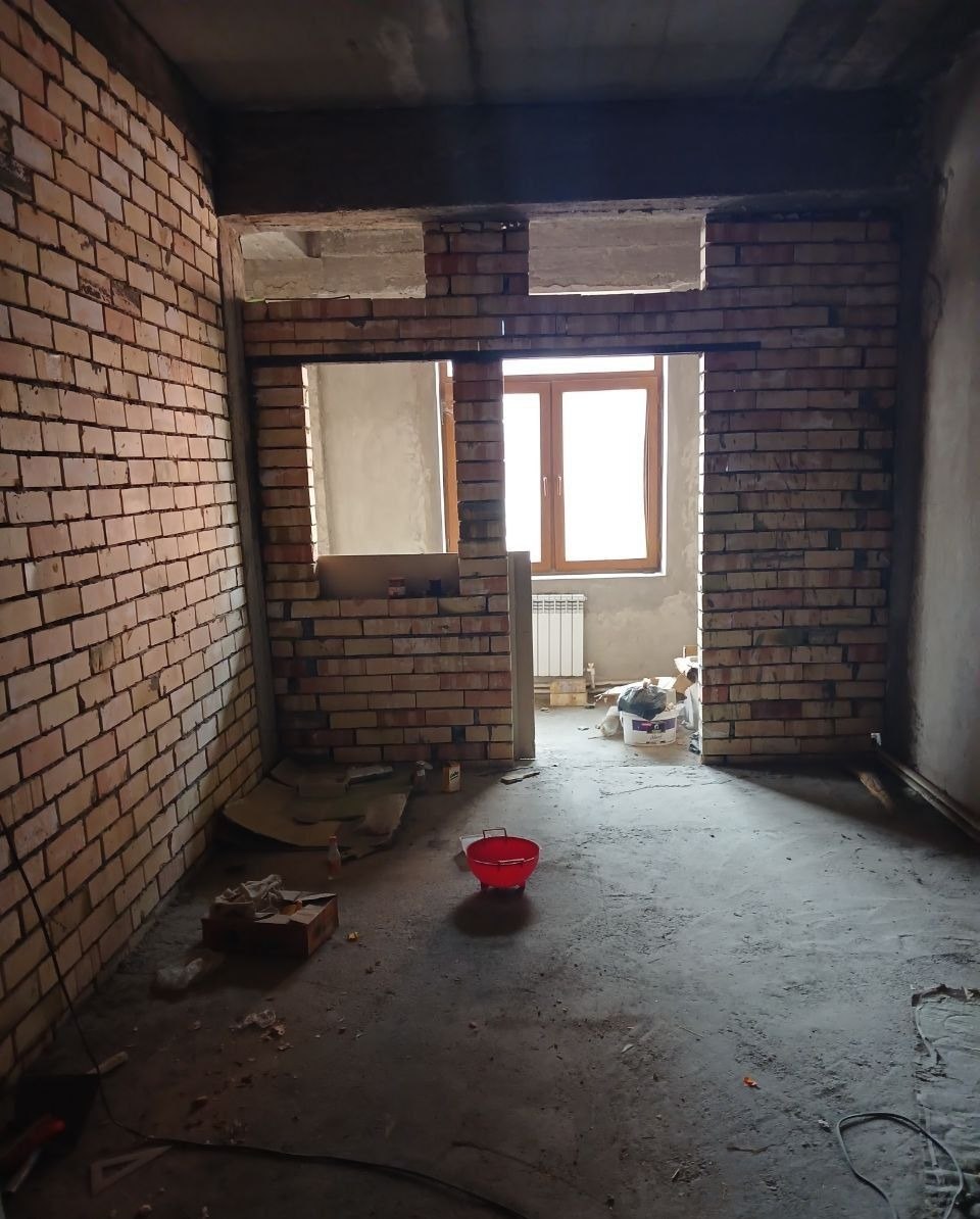 Sotiladi 3 xonali xonadon, 106 m² · Yakkasaroy — surat 2