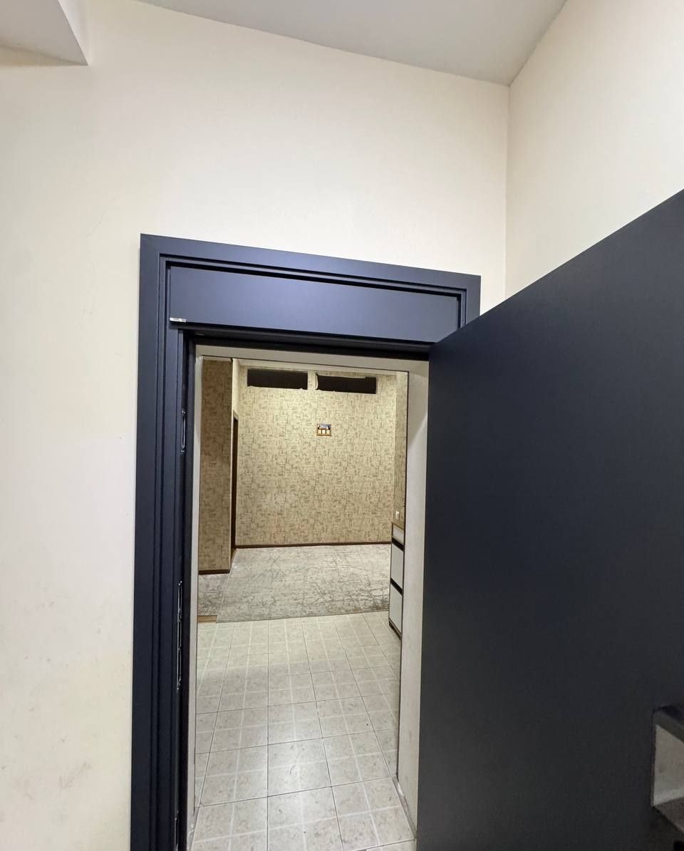 Продаётся 102-комн. квартира, 102 м² · Шайхантахур — фото 1