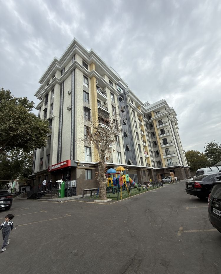 For sale 3-room apartment, 70 m² · Almazar — photo 1