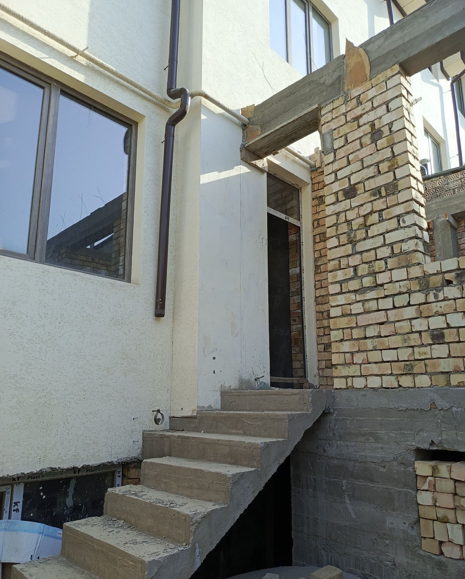 Продаётся 3-комн. квартира, 108 м² · Учтепа — фото 2
