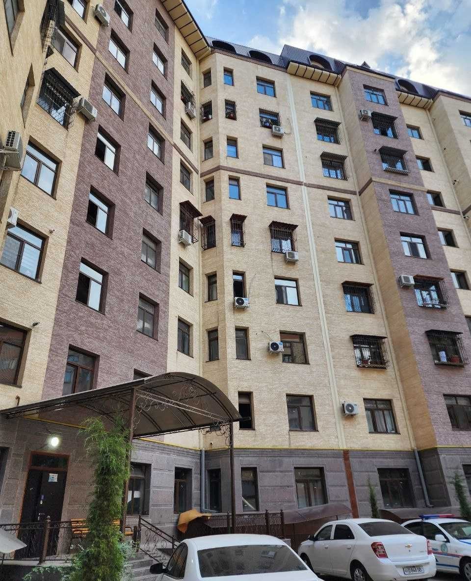 Продаётся 3-комн. квартира, 141 м² · Яккасарай — фото 1