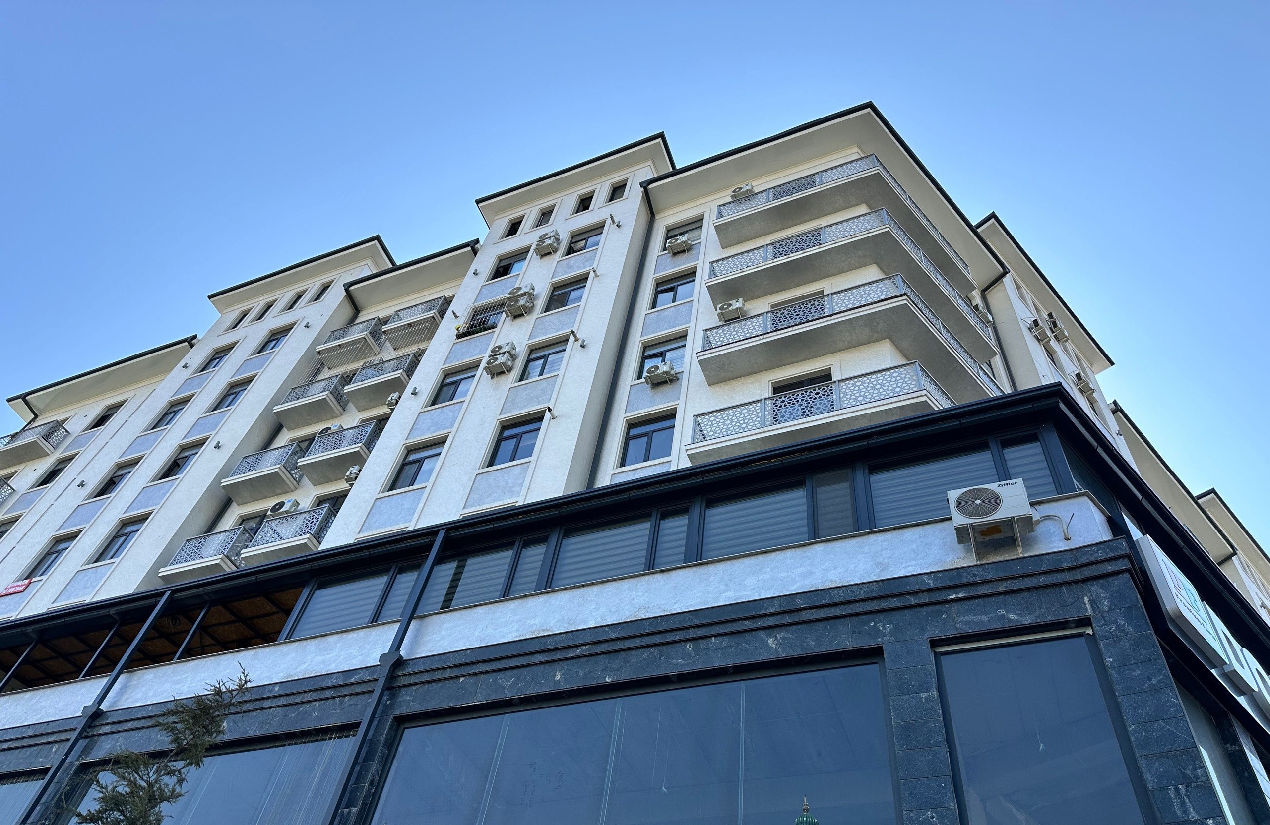 For sale 3-room apartment, 97 m² · Almazar — photo 2