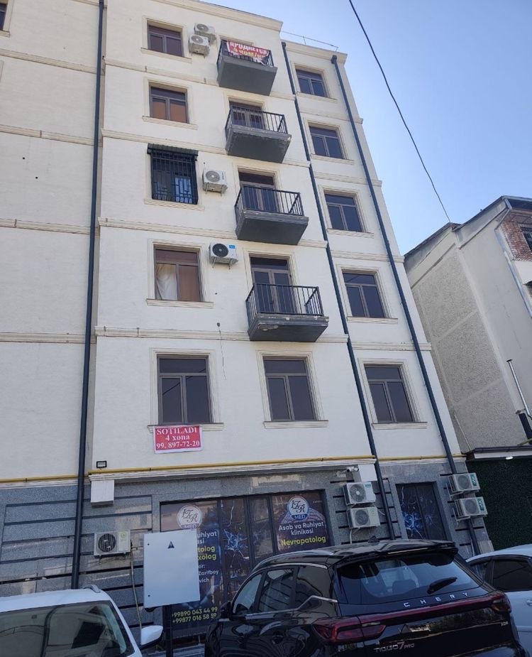 Продаётся 4-комн. квартира, 106 м² · Алмазар — фото 4