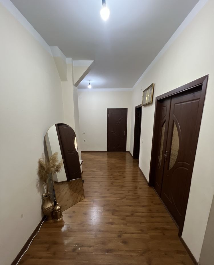 For sale 3-room apartment, 84 m² · Yunusabad — photo 1