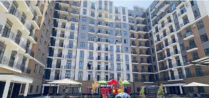 Sotiladi 3 xonali xonadon, 100 m² · Aviasozlarplaza · Yashnobod — surat 1