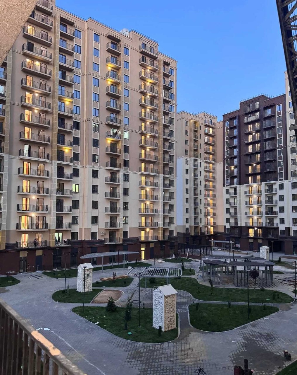 For sale 2-room apartment, 42.82 m² · Yashnabad — photo 1