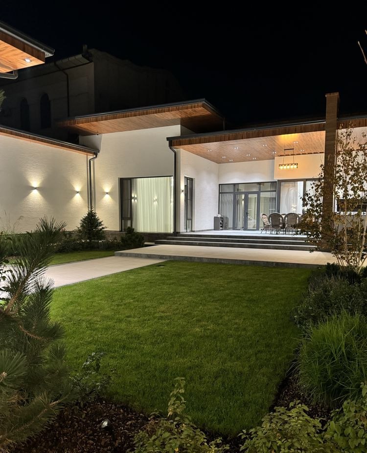 Sotiladi 5 xonali hovli, 220 m² · Yunusobod — surat 1