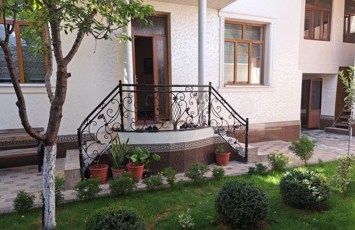 For sale 8-room house · Yunusabad — photo 2