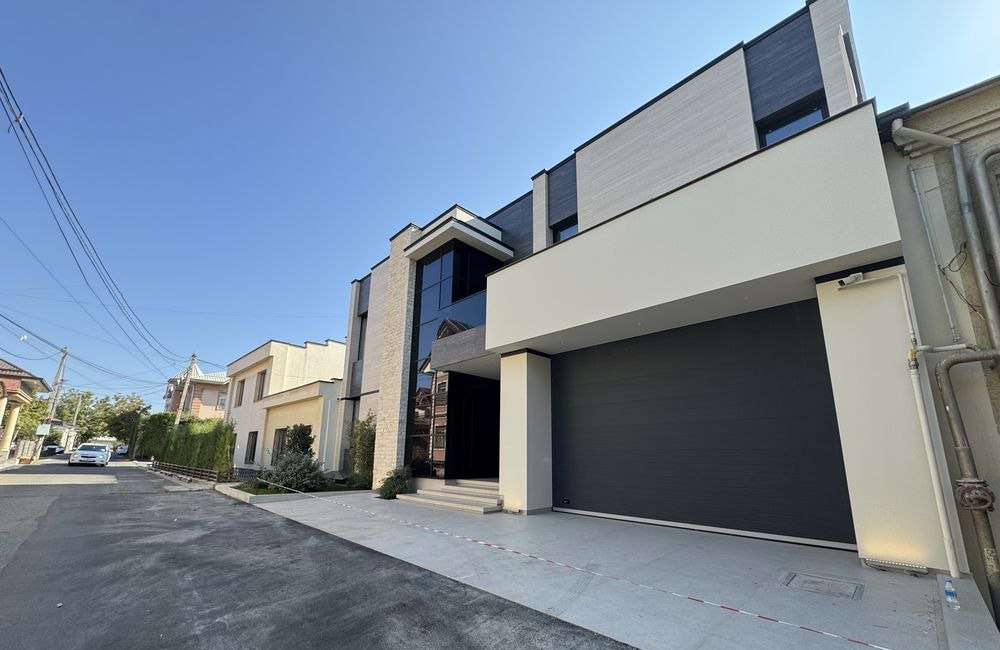 Sotiladi 6 xonali hovli, 650 m² · Mirzo Ulug‘bek — surat 3