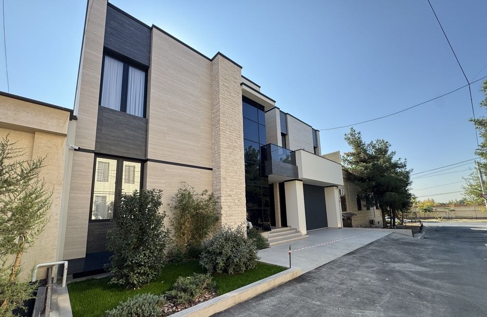 Sotiladi 6 xonali hovli, 650 m² · Mirzo Ulug‘bek — surat 2