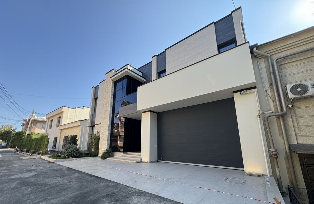 Sotiladi 6 xonali hovli, 650 m² · Mirzo Ulug‘bek — surat 4