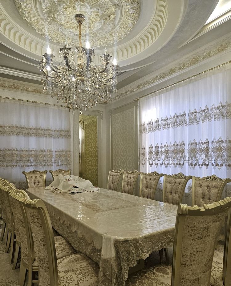 For sale 7-room house, 310 m² · Shaykhantakhur — photo 1