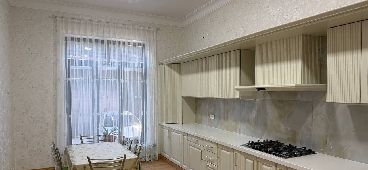For sale 7-room house, 373.91 m² · Mirzo-Ulugbek — photo 2