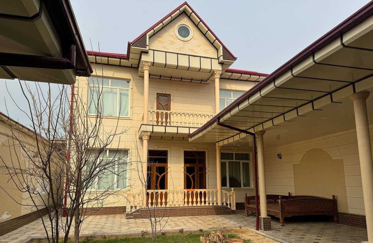 For sale 8-room house · Yunusabad — photo 1