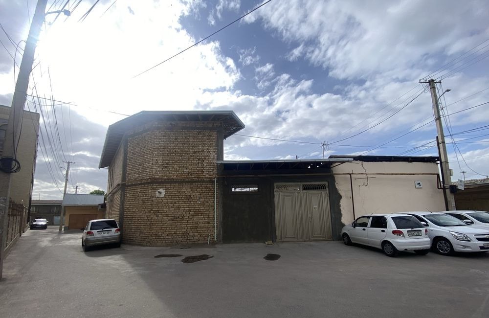 Sotiladi 8 xonali hovli, 350 m² · Olmazor — surat 3