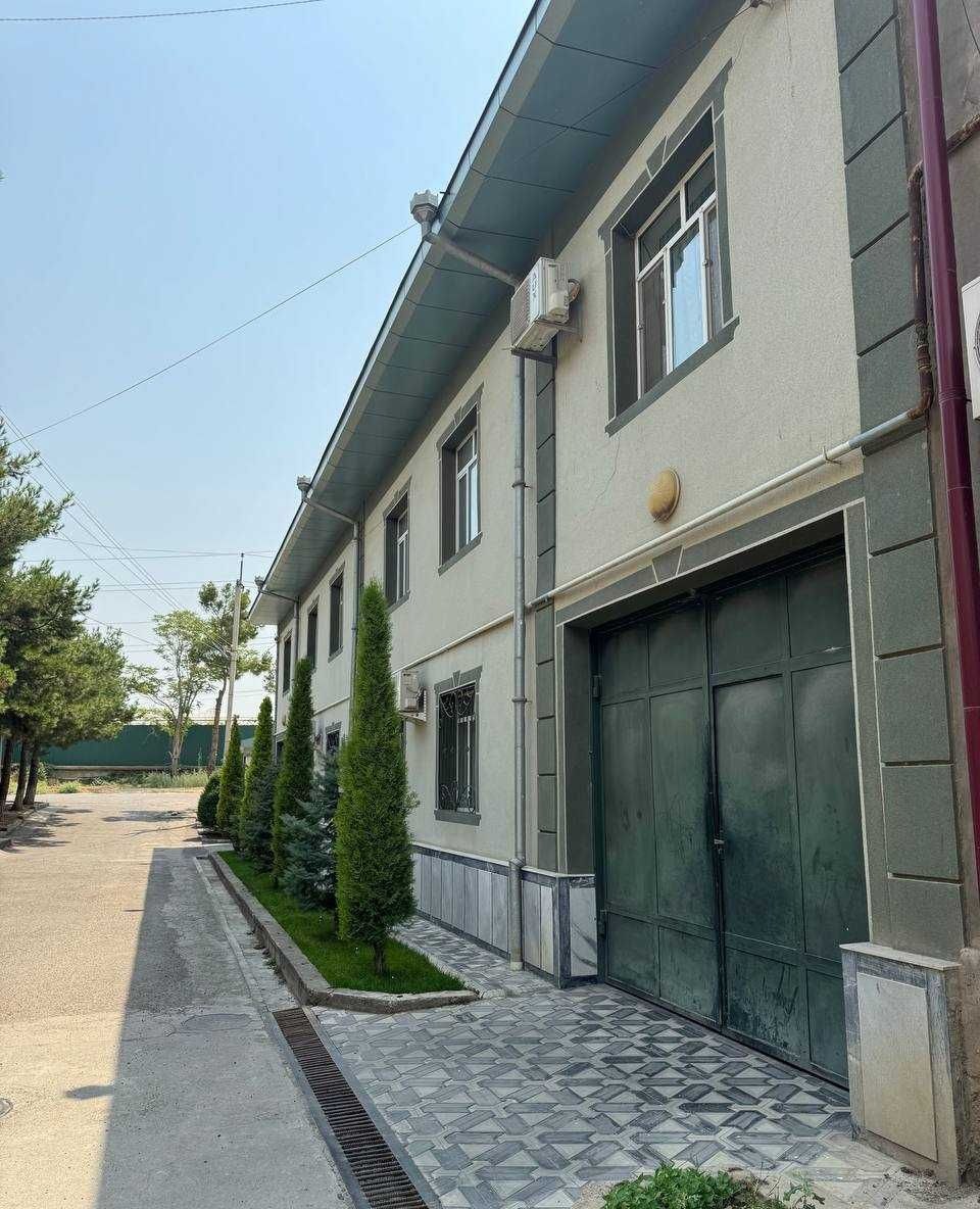 Sotiladi 12 xonali hovli · Mirzo Ulug‘bek — surat 3