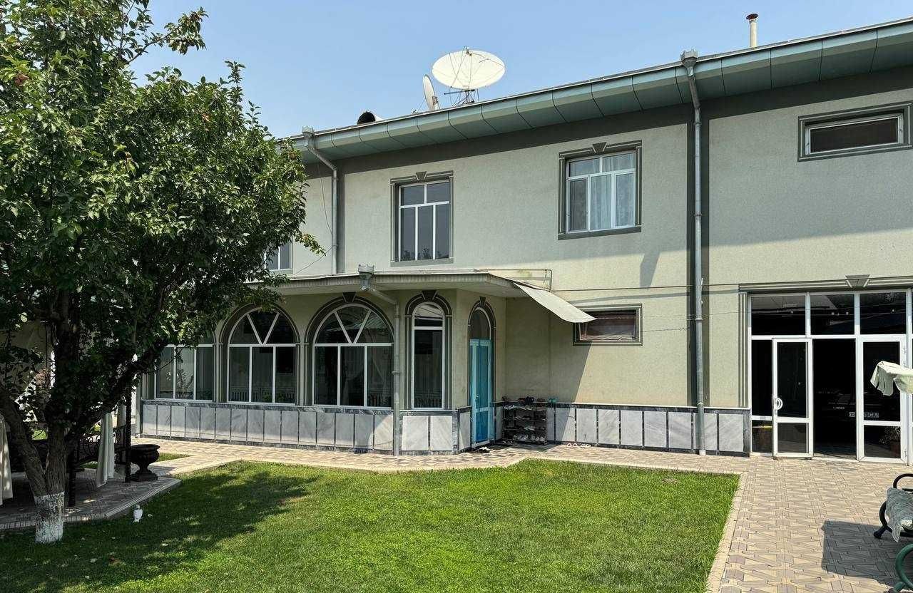 Sotiladi 12 xonali hovli · Mirzo Ulug‘bek — surat 6