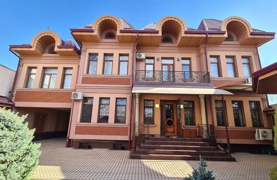 Sotiladi 7 xonali hovli, 600 m² · Mirzo Ulug‘bek — surat 3