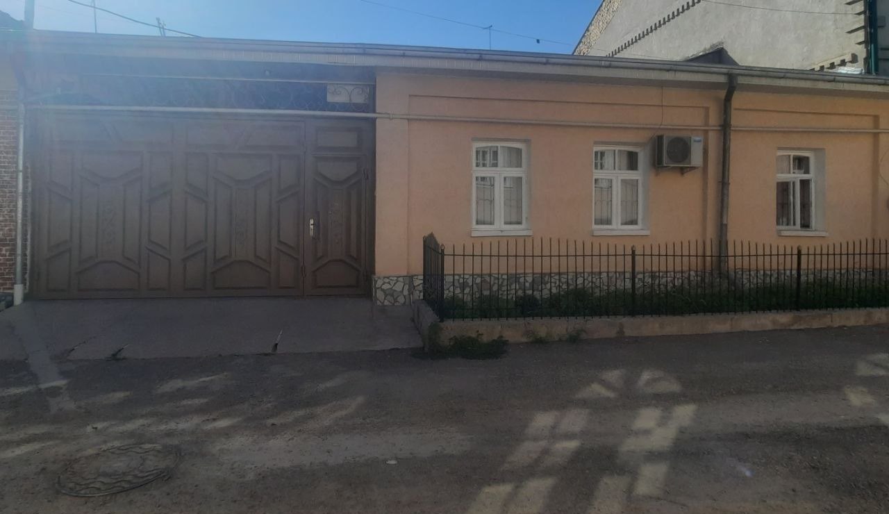 Sotiladi 9 xonali hovli · Mirzo Ulug‘bek — surat 4