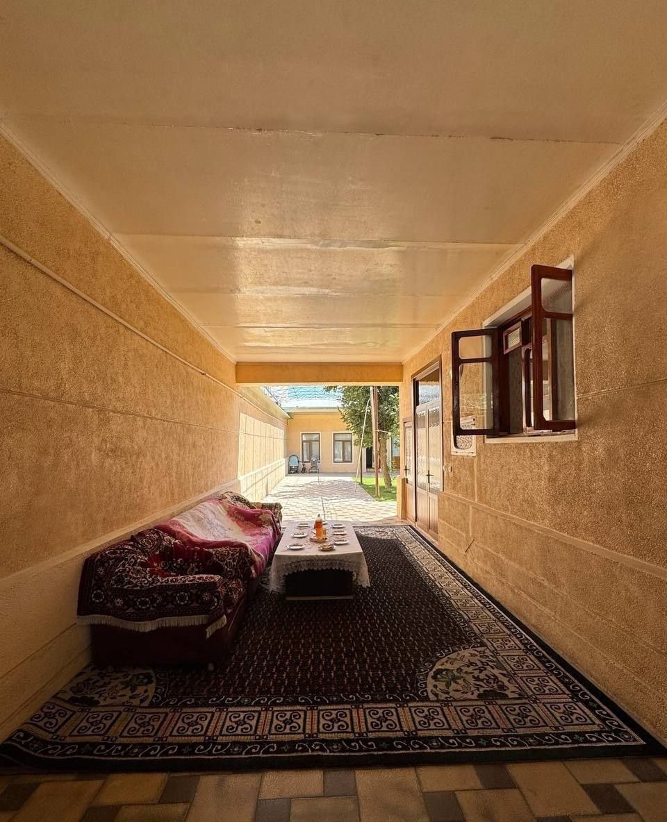 Sotiladi 8 xonali hovli, 150 m² · Yunusobod — surat 2