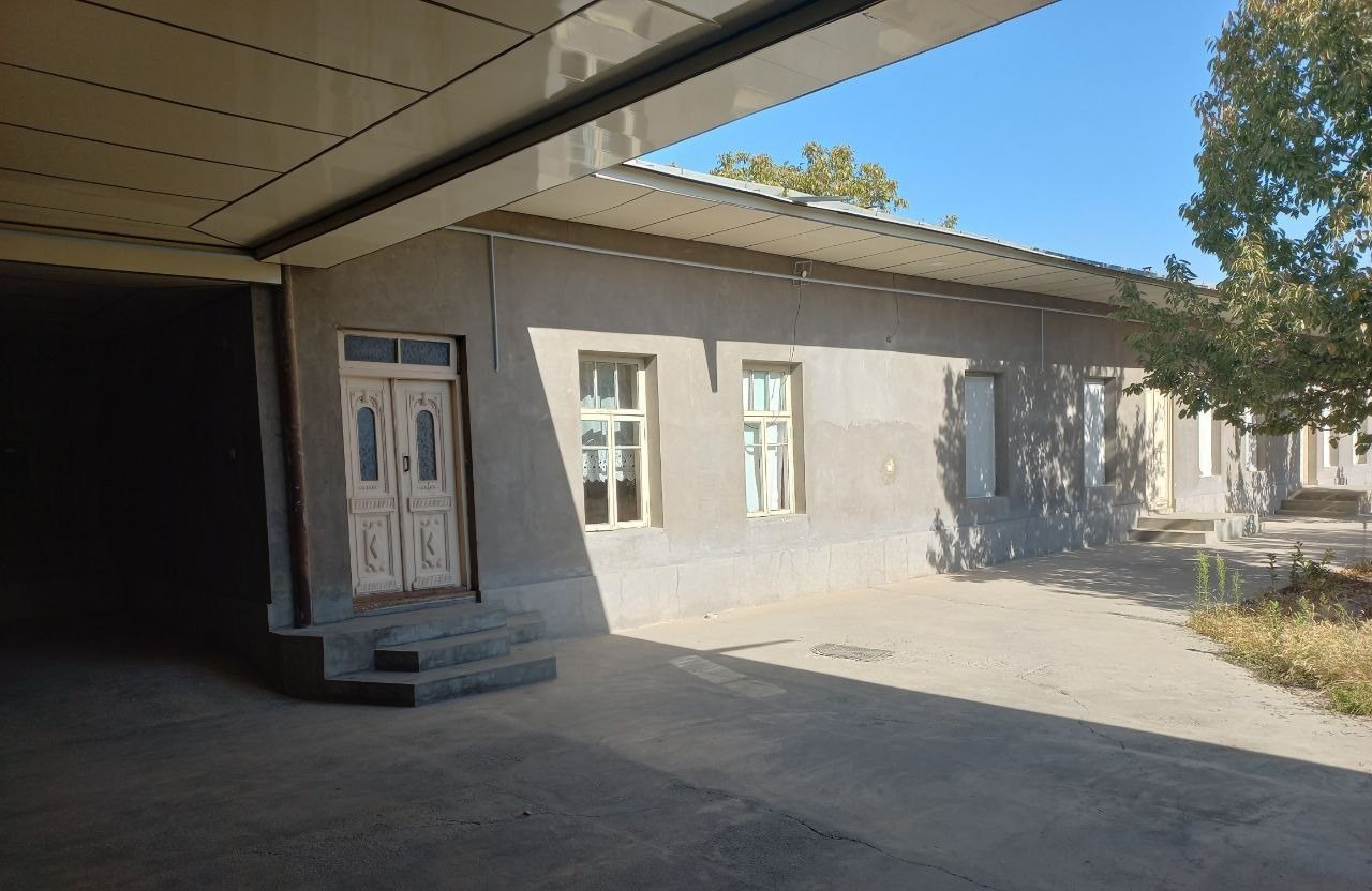 For sale 6-room house · Almazar — photo 5