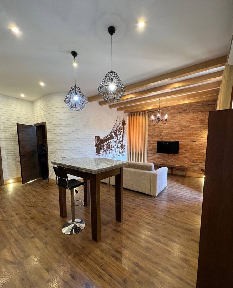Sotiladi 2 xonali xonadon, 53 m² · Mirobod — surat 3
