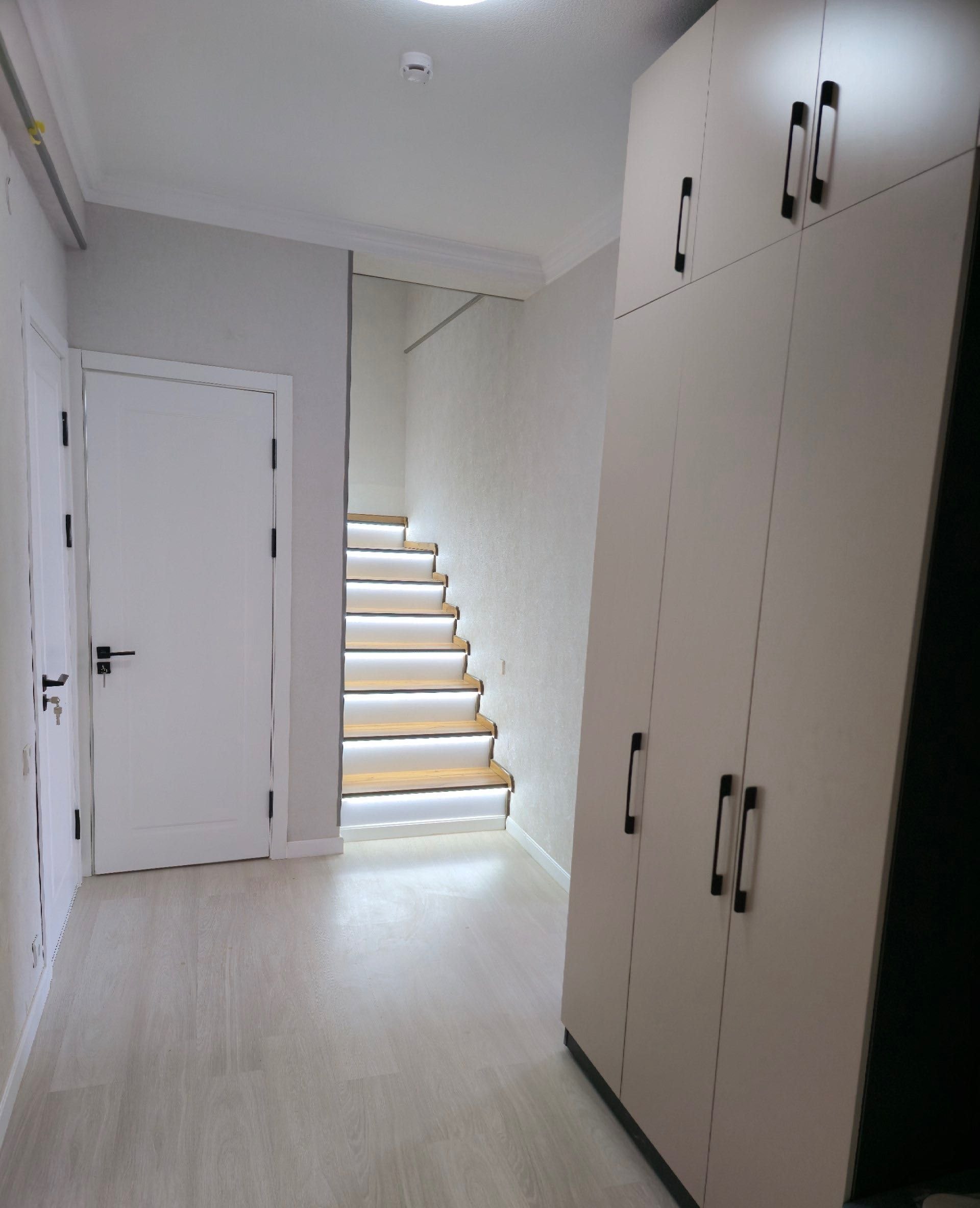 Сдаётся 3-комн. квартира, 84 м² · ЖК Greenwich · Мирабад — фото 2