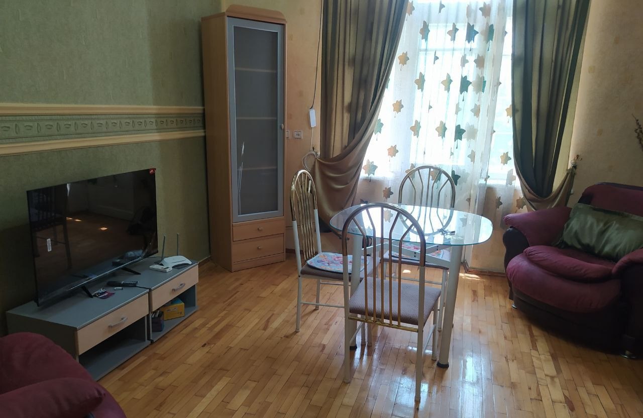For sale 2-room apartment, 50 m² · Mirabad — photo 1