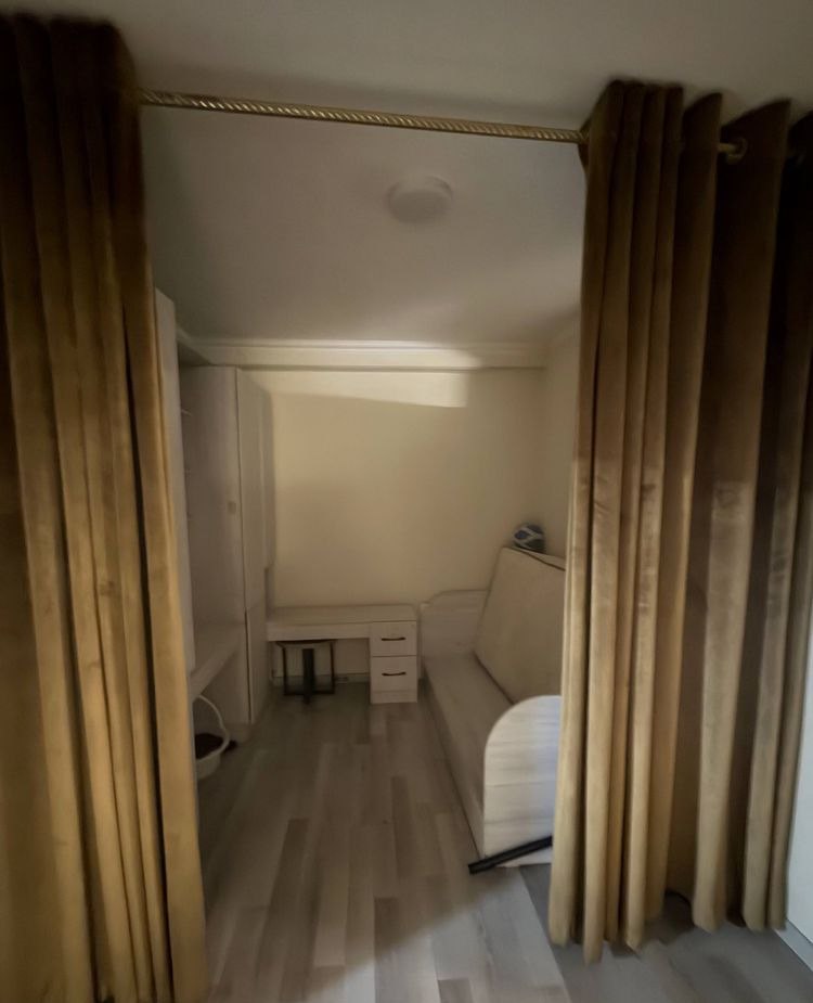 Sotiladi 4 xonali xonadon, 52 m² · Yakkasaroy — surat 2