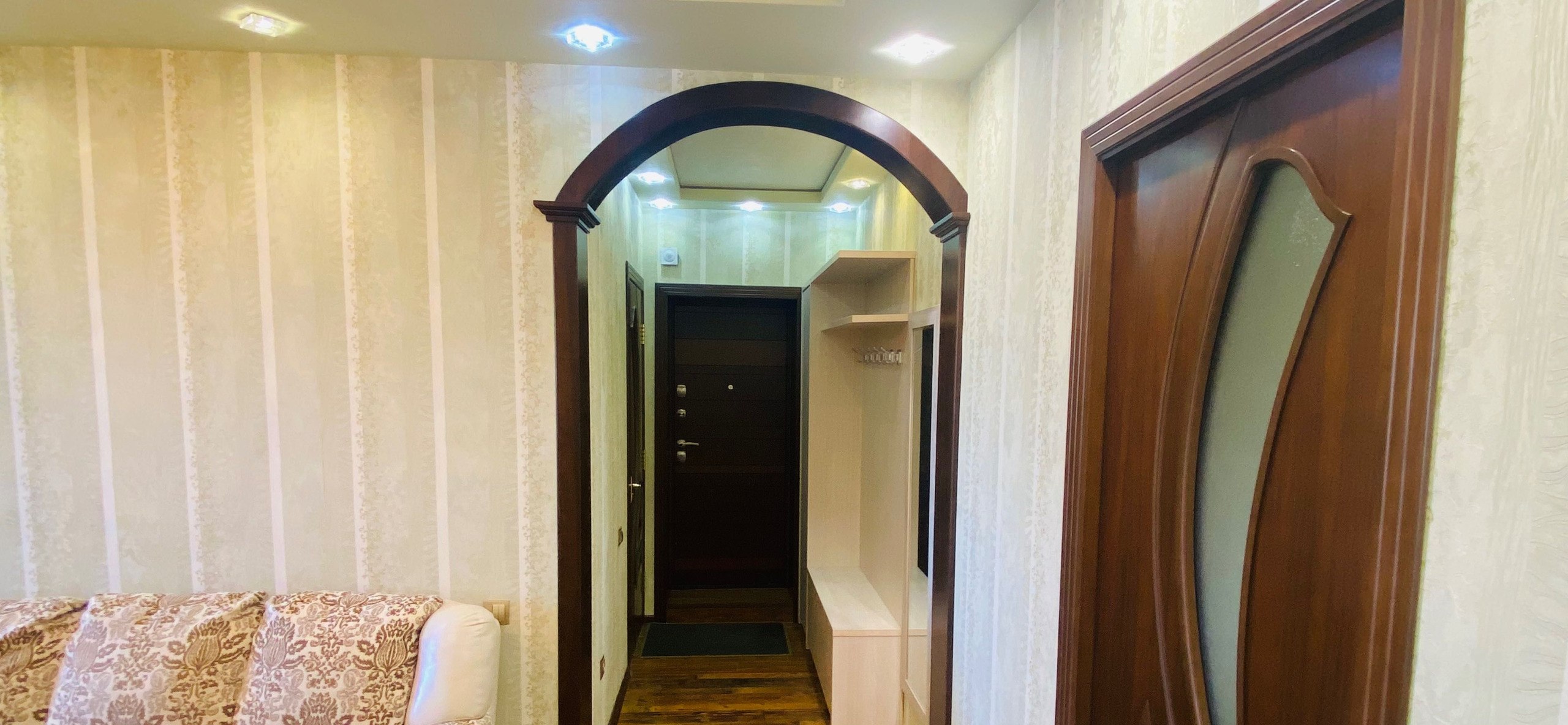 For sale 2-room apartment, 52 m² · Shaykhantakhur — photo 3
