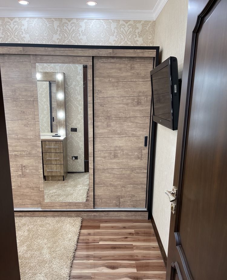 Sotiladi 4 xonali xonadon, 95 m² · Mirzo Ulug‘bek — surat 5