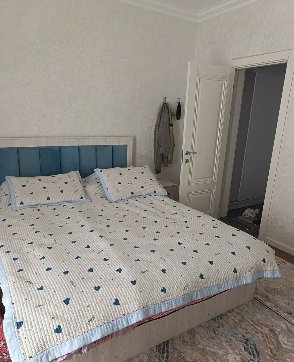 For sale 4-room apartment, 130 m² · Nur · Mirzo-Ulugbek — photo 1