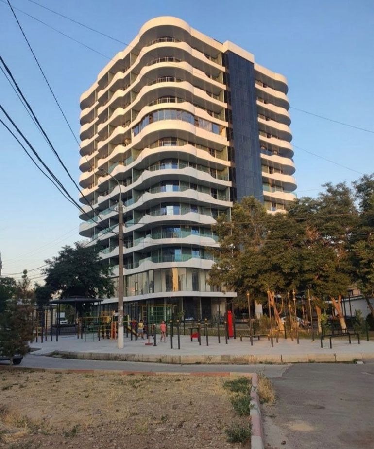Sotiladi 4 xonali xonadon, 86 m² · Yashnobod — surat 1
