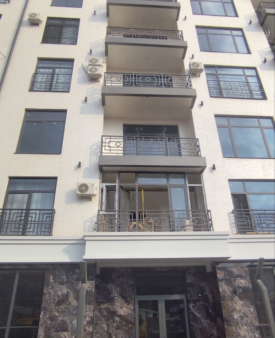 Sotiladi 3 xonali xonadon, 75 m² · Yashnobod — surat 1