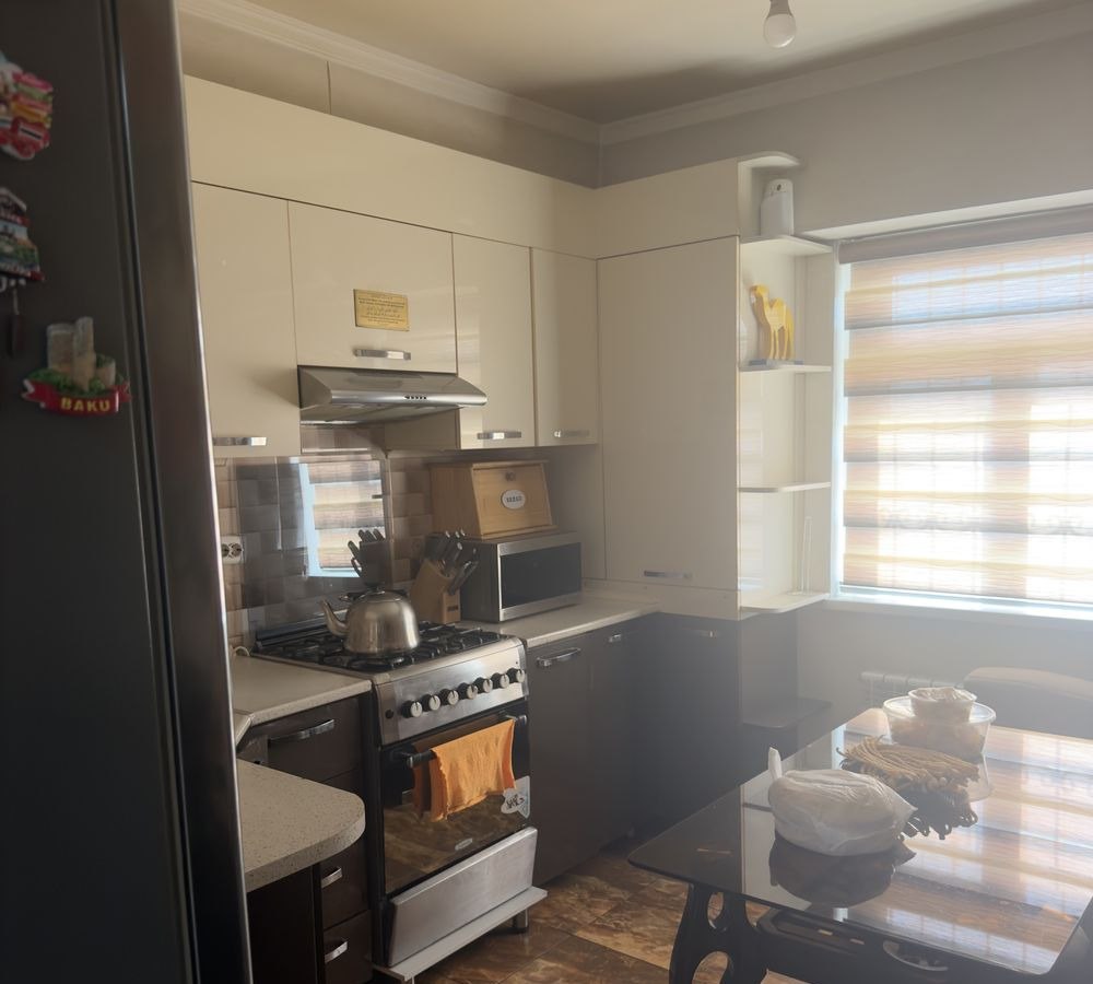 Sotiladi 3 xonali xonadon, 72 m² · Olmazor — surat 1