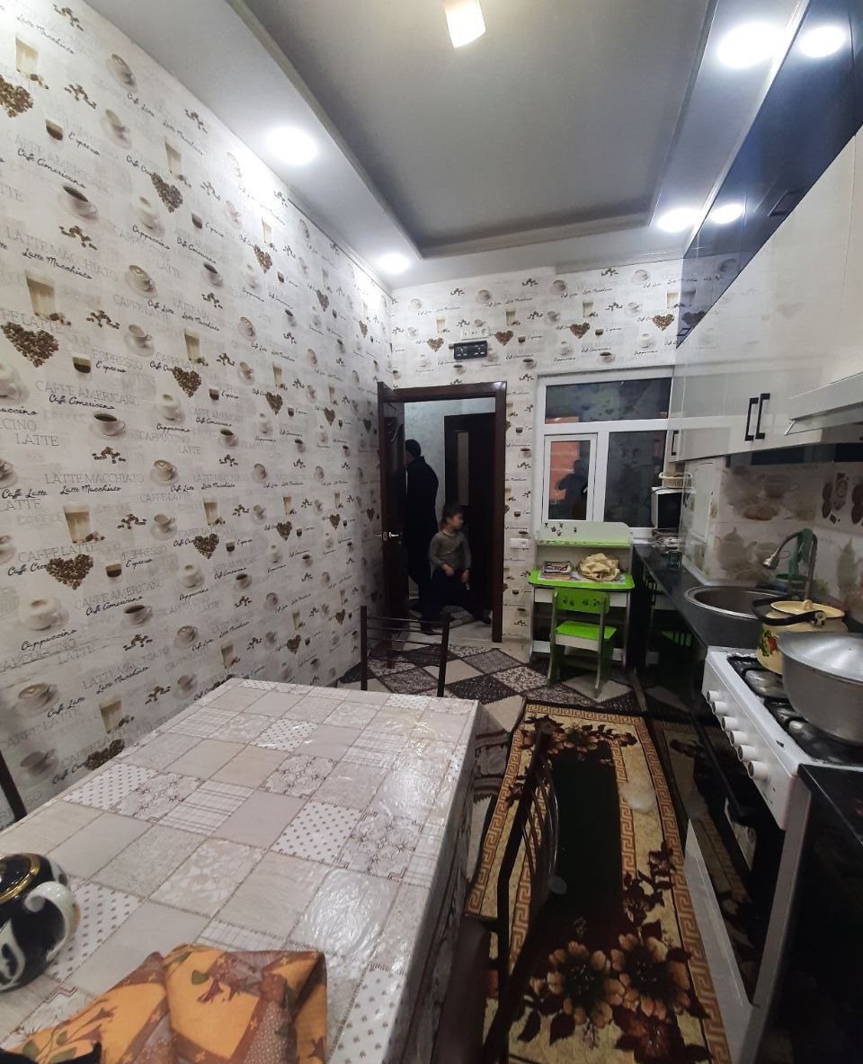 Sotiladi 3 xonali xonadon, 60 m² · Yashnobod — surat 2