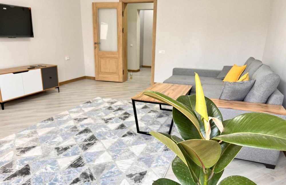 For rent 4-room apartment, 95 m² · Mirabad — photo 1