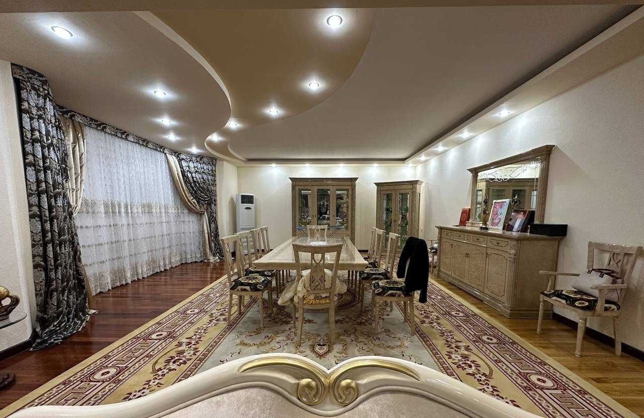Сдаётся 6-комн. квартира, 300 м² · ЖК Gabus · Мирабад — фото 1