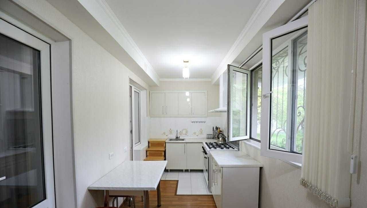 Сдаётся 4-комн. квартира, 78 м² · Мирабад — фото 3