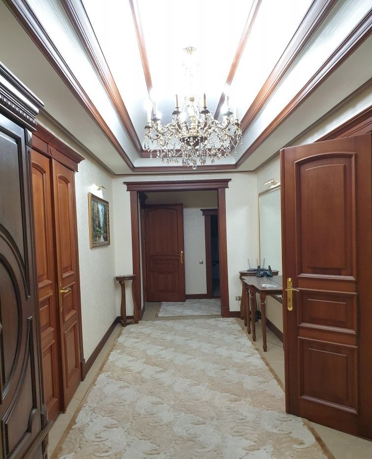 Сдаётся 4-комн. квартира, 200 м² · Мирабад — фото 2