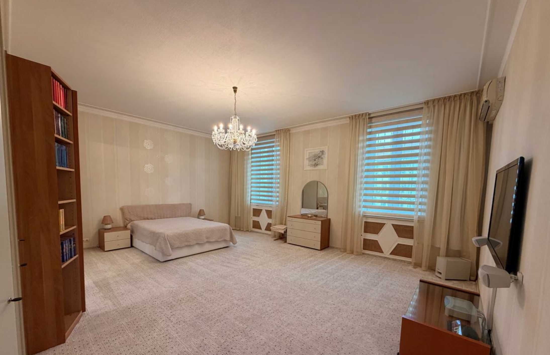 Ijaraga 3 xonali xonadon, 150 m² · Mirobod — surat 1