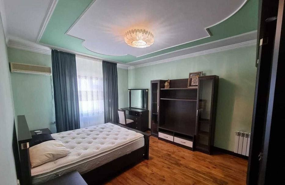 Сдаётся 4-комн. квартира, 135 м² · Мирабад — фото 2