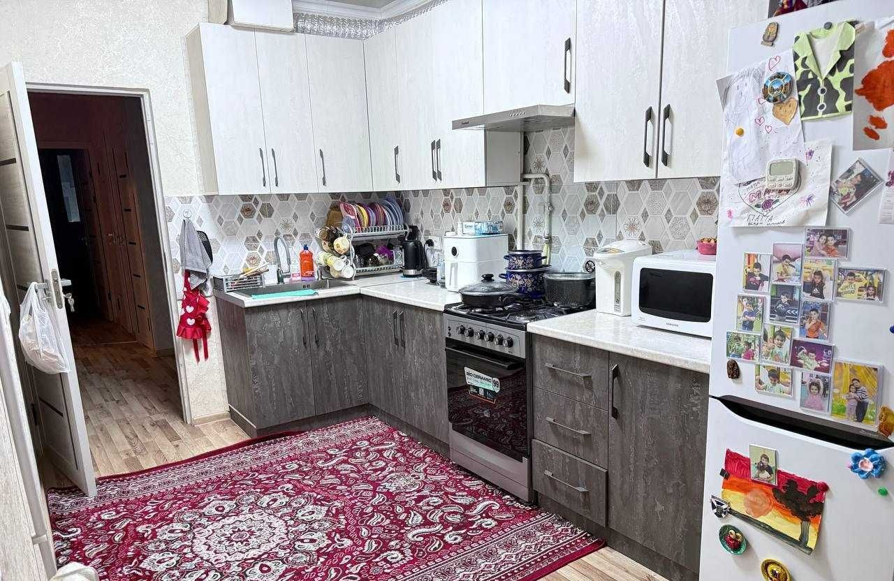 For rent 3-room apartment, 92 m² · Mirabad — photo 1