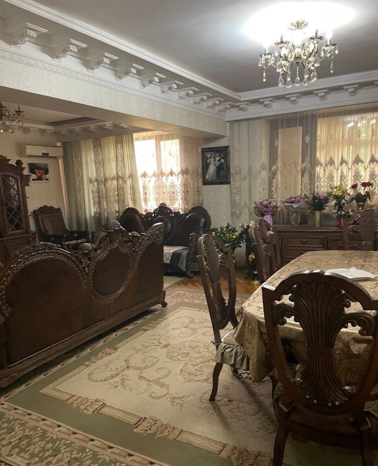 Сдаётся 4-комн. квартира, 190 м² · Мирабад — фото 8