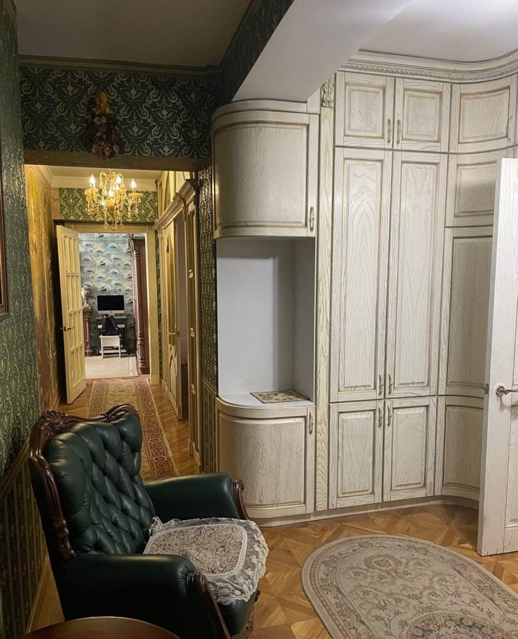 Сдаётся 4-комн. квартира, 190 м² · Мирабад — фото 4