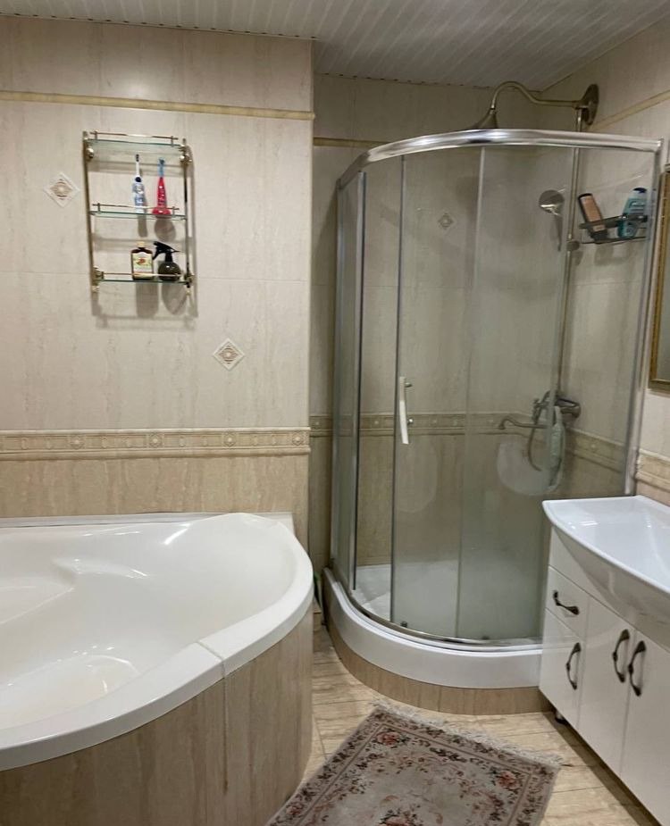 Сдаётся 4-комн. квартира, 190 м² · Мирабад — фото 5
