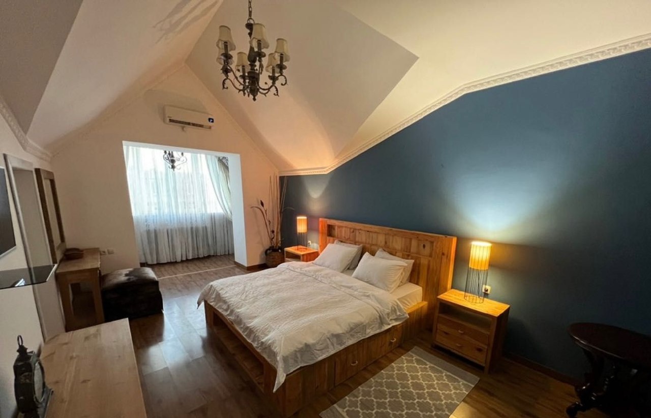 Сдаётся 3-комн. квартира, 120 м² · Мирабад — фото 1