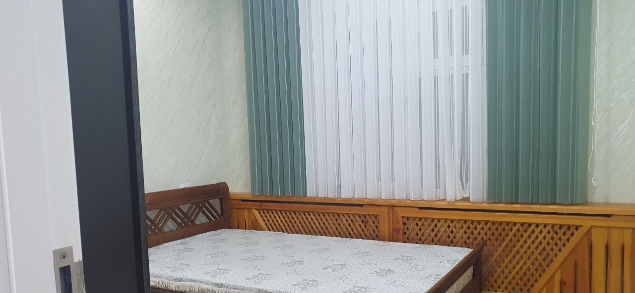 For rent 5-room apartment, 120 m² · Mirzo-Ulugbek — photo 10