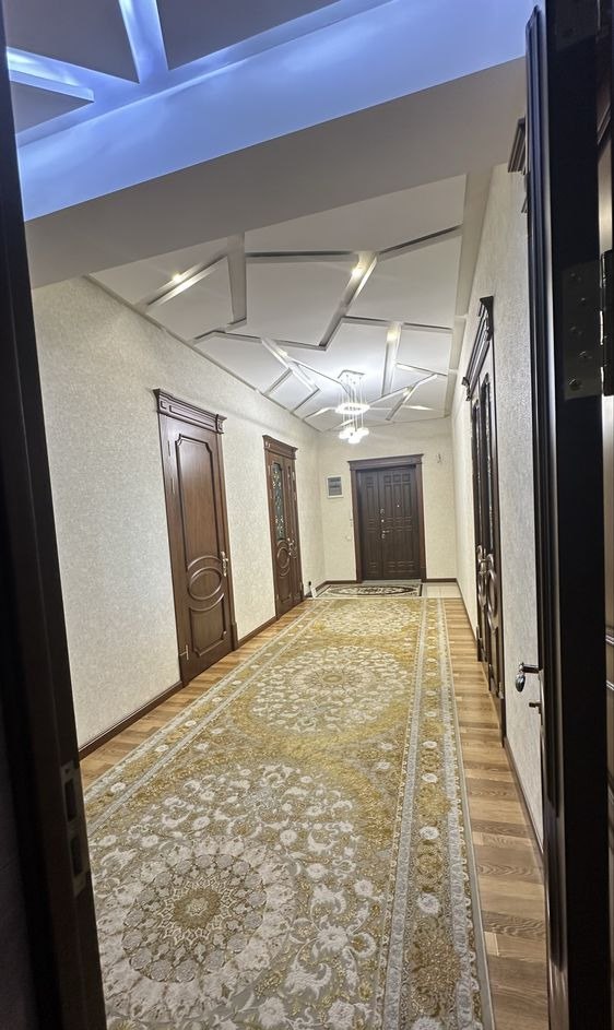 Сдаётся 4-комн. квартира, 118 м² · Шайхантахур — фото 1